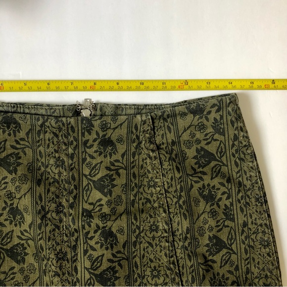 Free People EUC Mini Skirt Size 6 - Picture 4 of 16